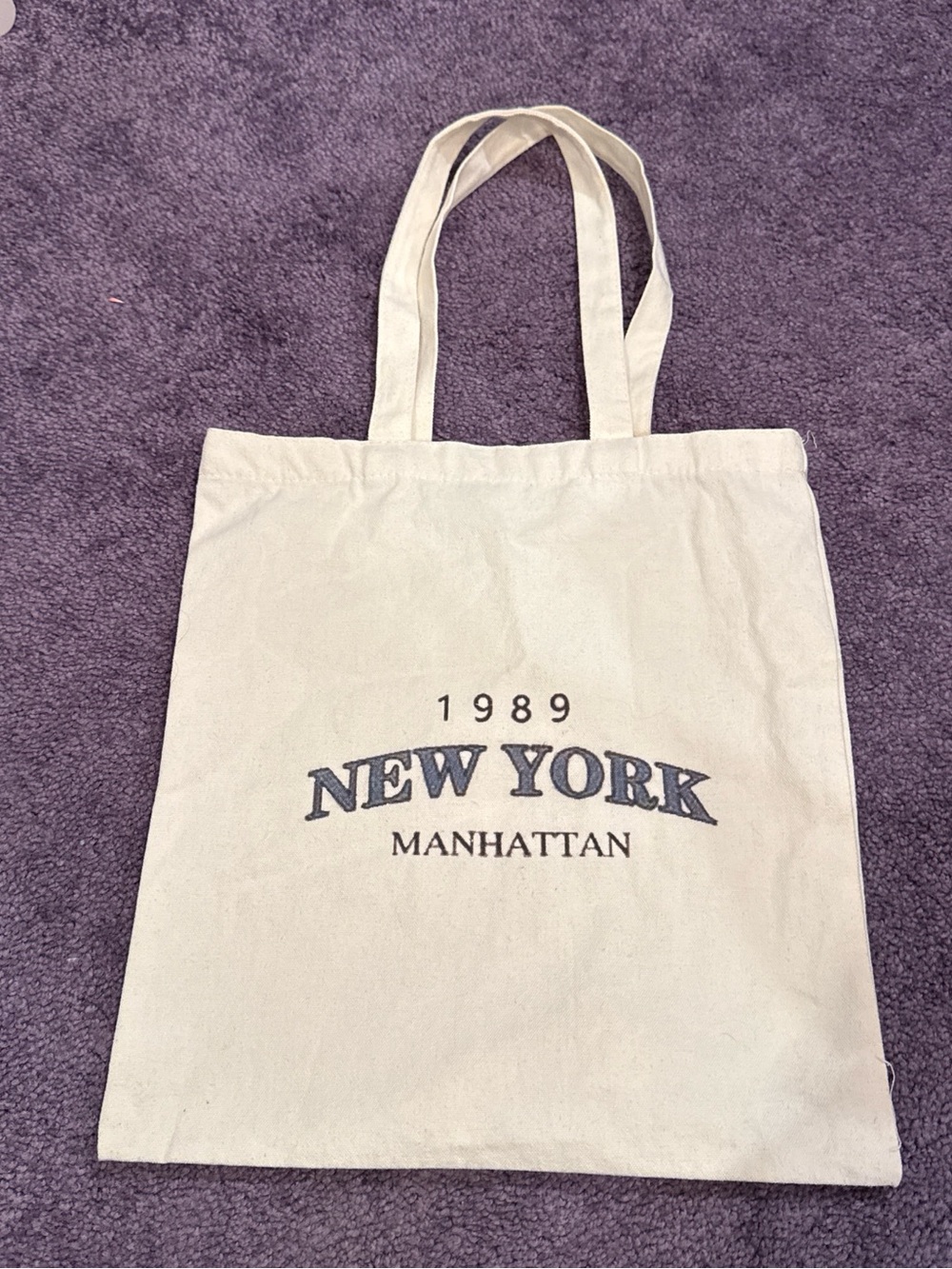 Canvas Tote Bag - New York Manhattan Print in Cream